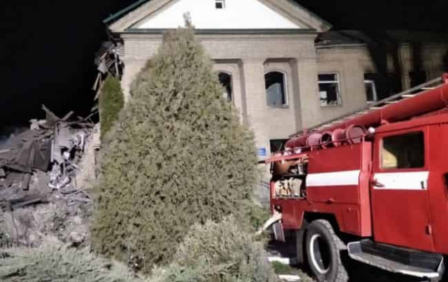 Россияне обстреляли ракетами родильное отделение в Запорожской области: погиб ребенок
