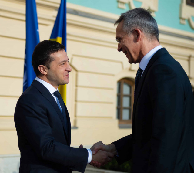 Столтенберг пригласил Зеленского на саммит НАТО
