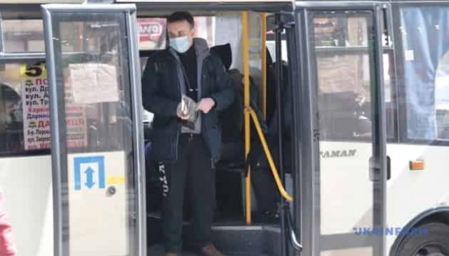 Ukraine reports 14,174 new coronavirus cases