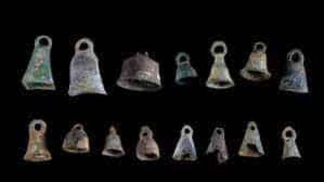 Археологи нашли золотой перстень с изображением Иисуса и сотни древних монет 
