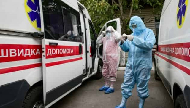 Ukraine reports 13,882 new COVID-19 cases