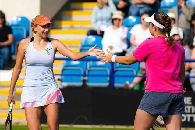 Вперше за 16 років: українська тенісистка Кіченок вийшла у фінал Australian Open
