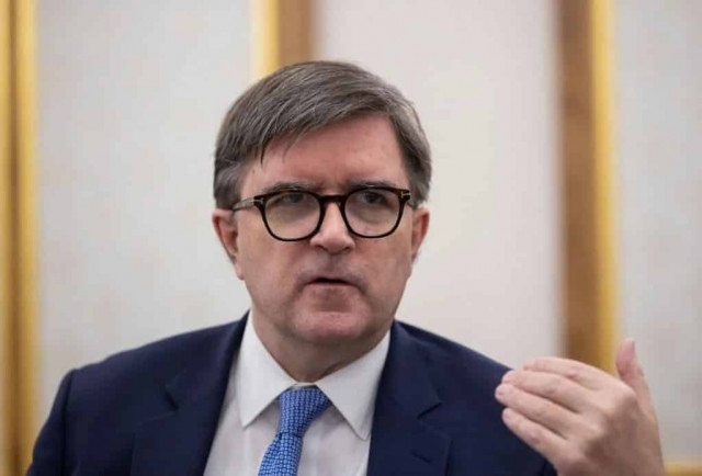 Україна самотужки оплачує дві третини воєнних потреб, - помічник Блінкена
