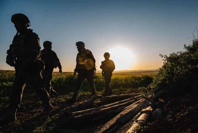 РФ наступала на трьох напрямках, намагалась відновити втрачені позиції - Генштаб
