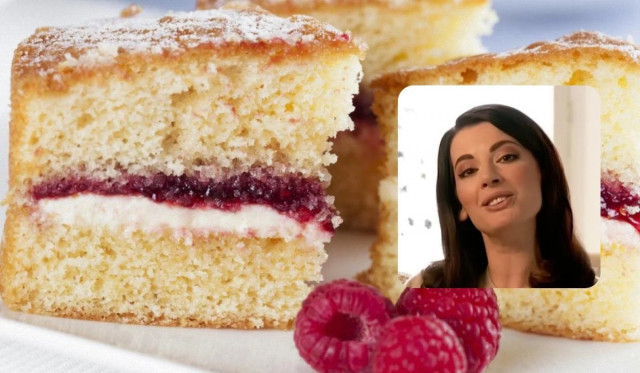 Тане у роті: рецепт ідеального бісквітного пирога від ресторанного критика

