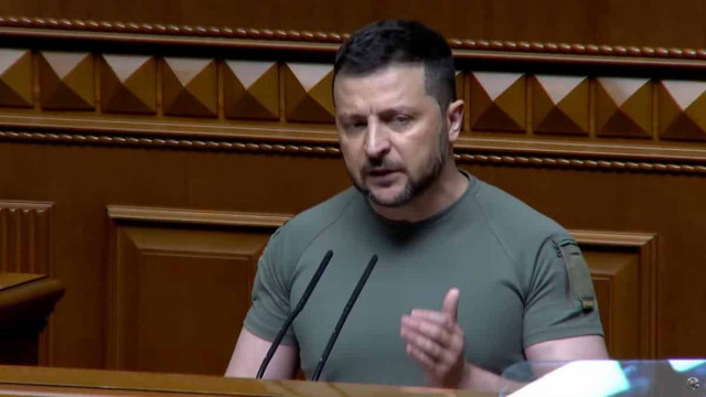 Зеленський: Росія повинна просити НАТО прийняти до себе Україну