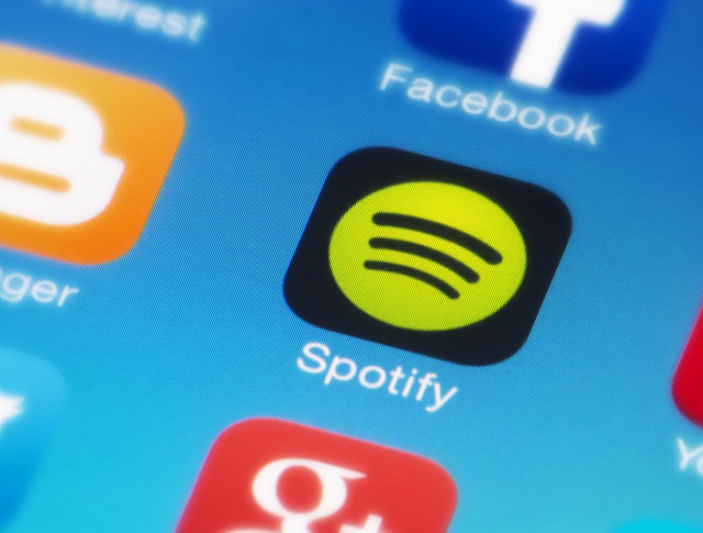 З музичної платформи Spotify видалили пісні артистів-путіністів: що відомо
