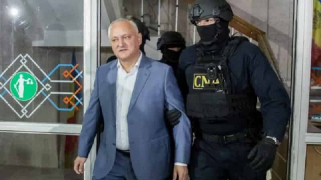 Экс-президент Молдавии Додон призвал граждан выходить на протестные митинги
