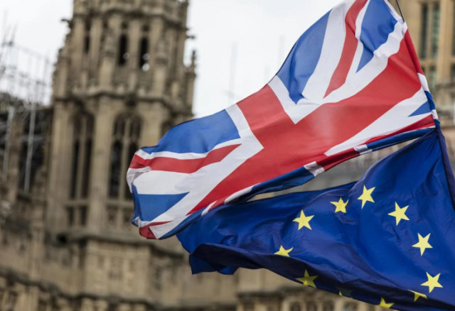 У Великій Британії закликали скасувати військову допомогу Україні