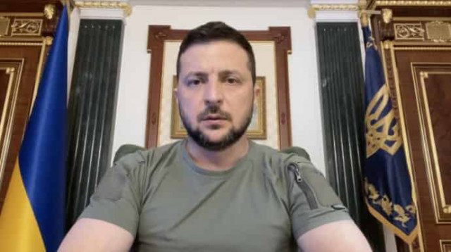 Зеленский не раскрывает планы, но обещает гнать оккупантов до границы
