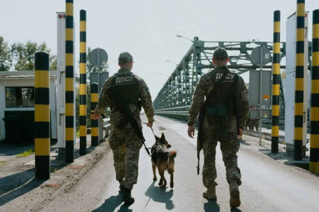 Польські перевізники можуть до кінця року перекрити кордон з Україною: у чому причина
